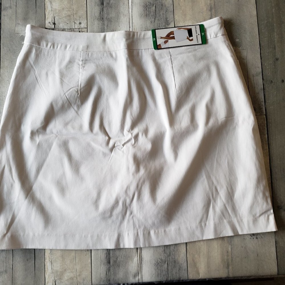 NWT - Hilary Radley Ladies' Super Stretch Skort – Size XL - Picture 2 of 6